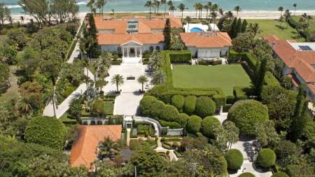 Howard and Beth's $52 million house in Florida